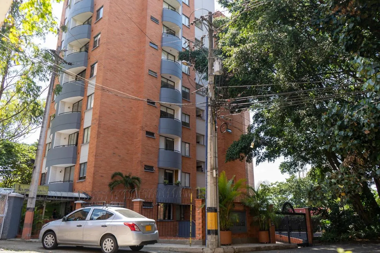 Apartment Comfortable Quite Studio In El Poblado Medellín